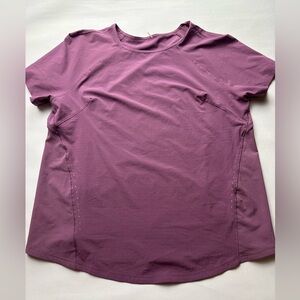 Lululemon mauve purple t shirt with flowy open sides. No tag. Estimated size 8